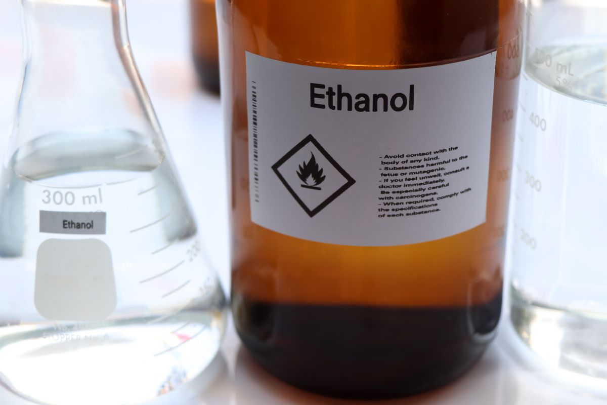 mihin etanolia käytetään